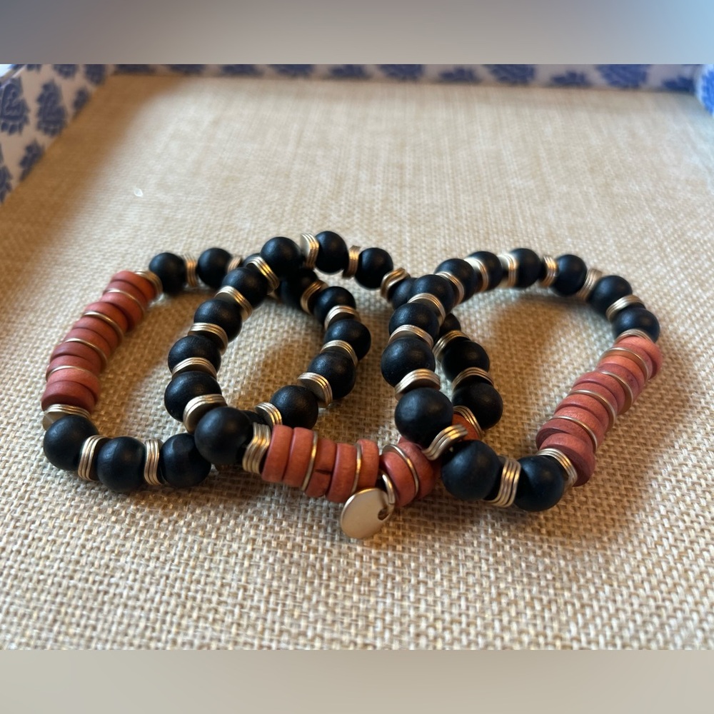Plunder Design Black and Gold Beaded Bracelet Set
